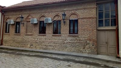 რუმ 4 (ფორ) იუ_3