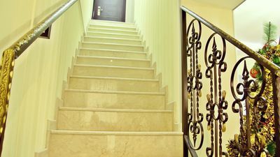 რუსთაველი პალასი_2