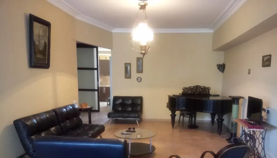 Paliashvili Three-Bedroom Apartment — Photo 20