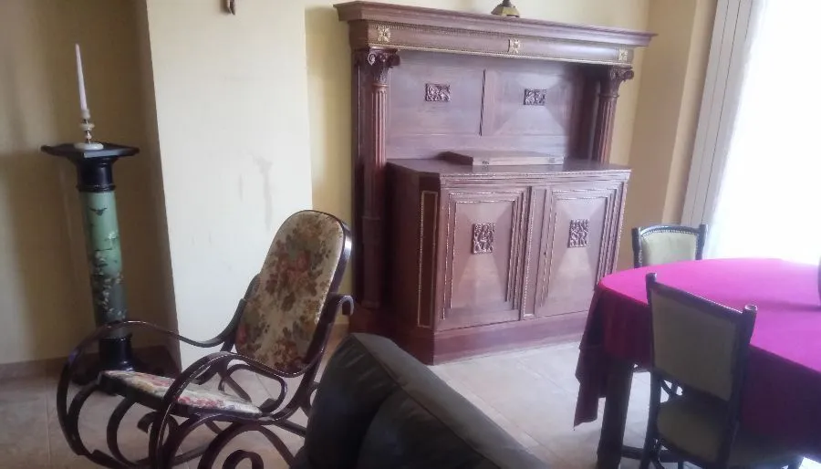 Paliashvili Three-Bedroom Apartment — Photo 8