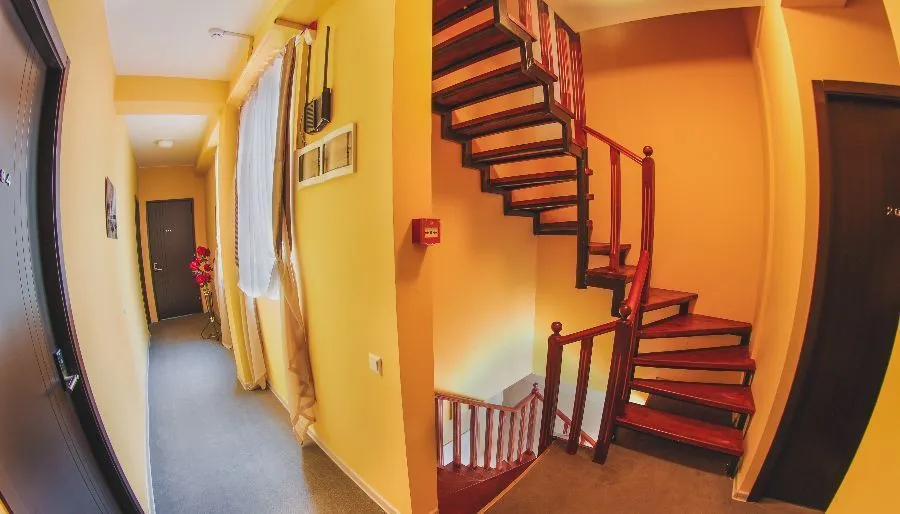 Rogas Home — Photo 16
