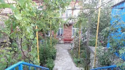 Friends house — Photo 22