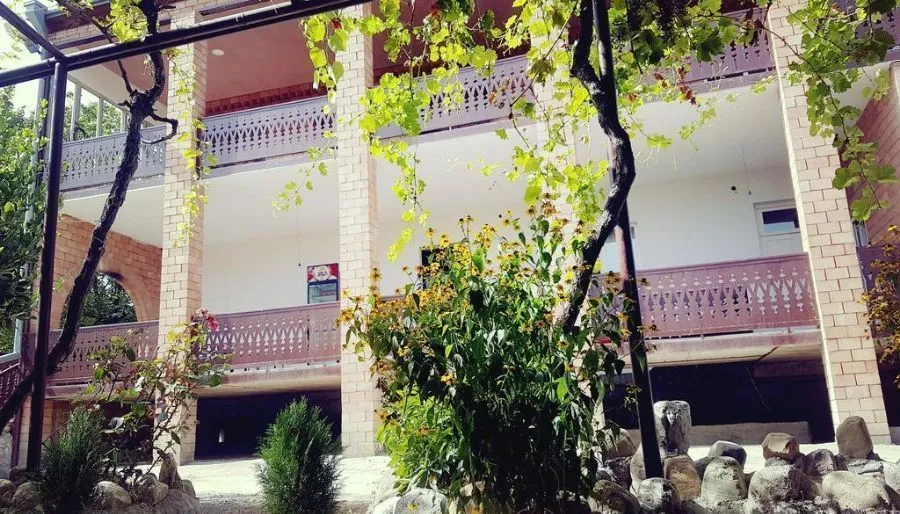 One Hotel — Photo 3