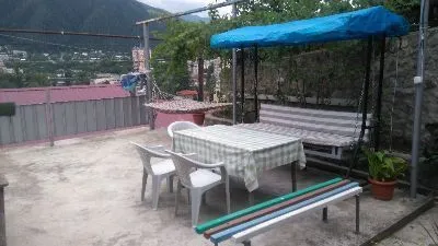 Old Green House — Photo 13