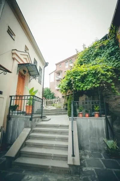 Your House — Photo 15