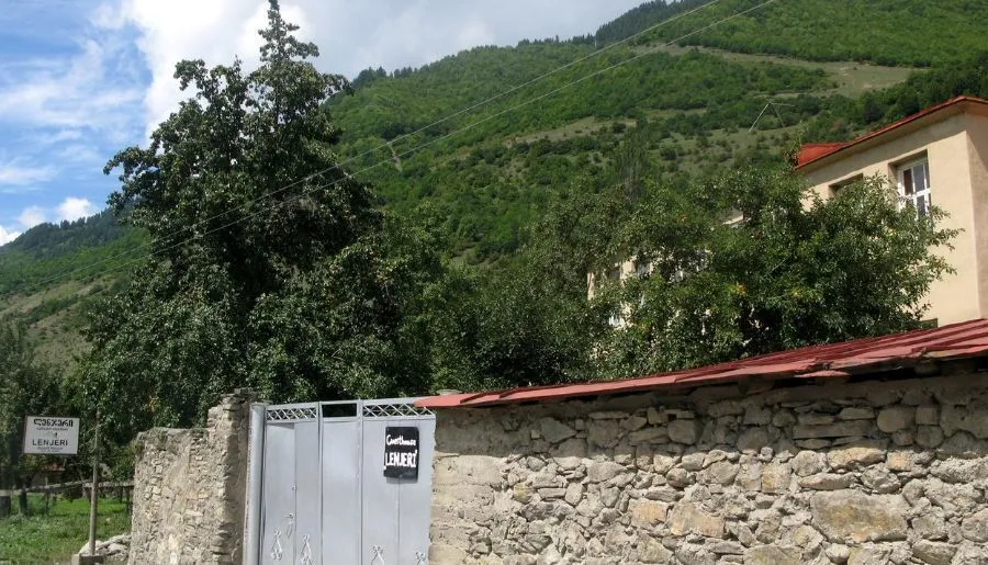 ლენჯერი — ფოტო 4