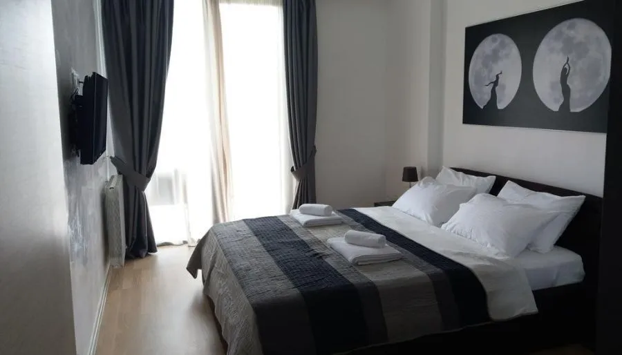 Orion Apartments — Photo 32