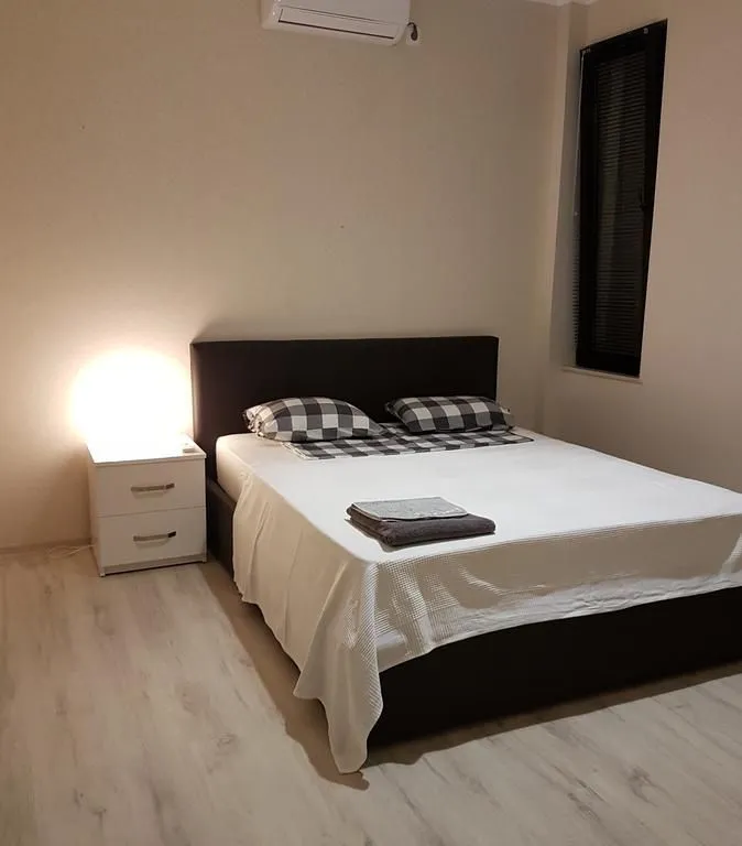 Lika's Guesthouse — Photo 20