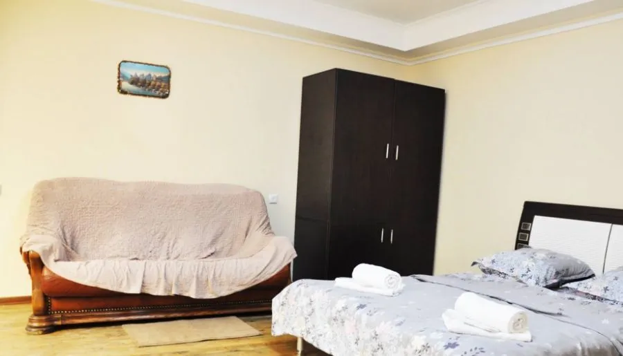 Nuki's Hostel — Photo 25