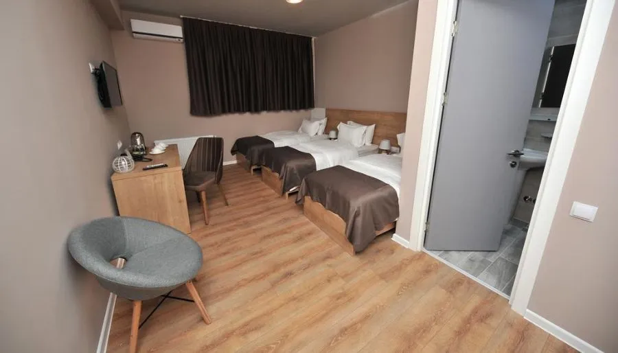 Boho Tiflis Hotel — Photo 35