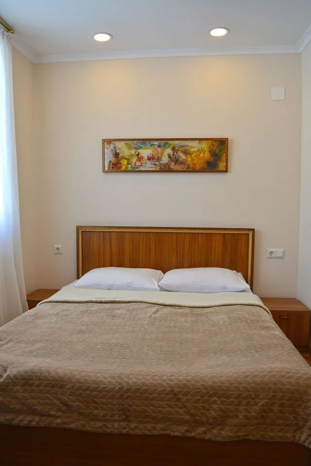 Manoni's Guesthouse — Photo 90