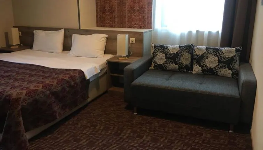 Old Side Hotel — Photo 38