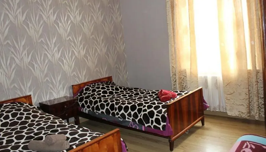 Tatia's Guesthouse — Photo 34