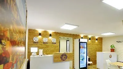 LIGHT HOTEL — Photo 15