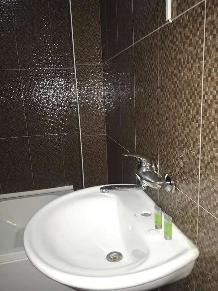 Hotel Queens — Photo 17
