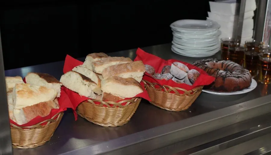 Hotel Grand Vejini — Photo 16