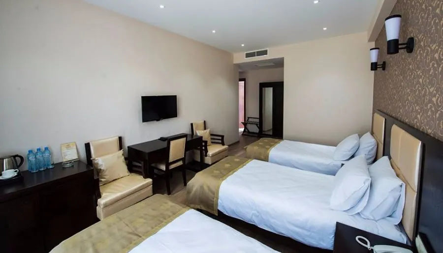 Tbilisi inn — Photo 18