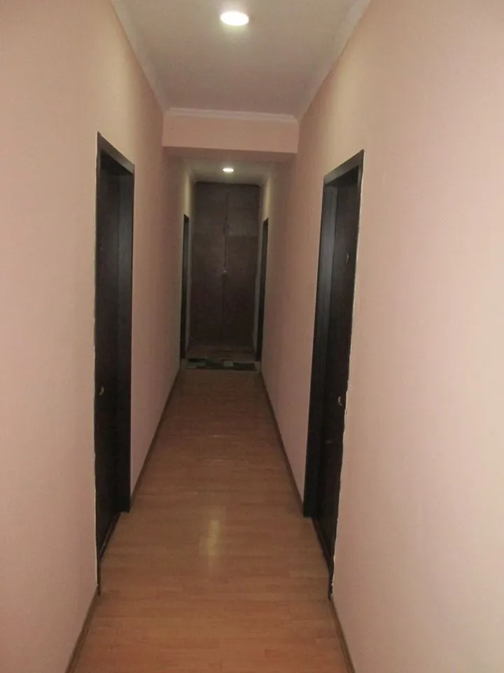 Old Isani — Photo 5