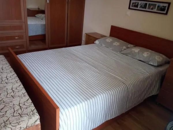 Alex's guest house — Photo 39