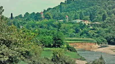 EMILI — Photo 15
