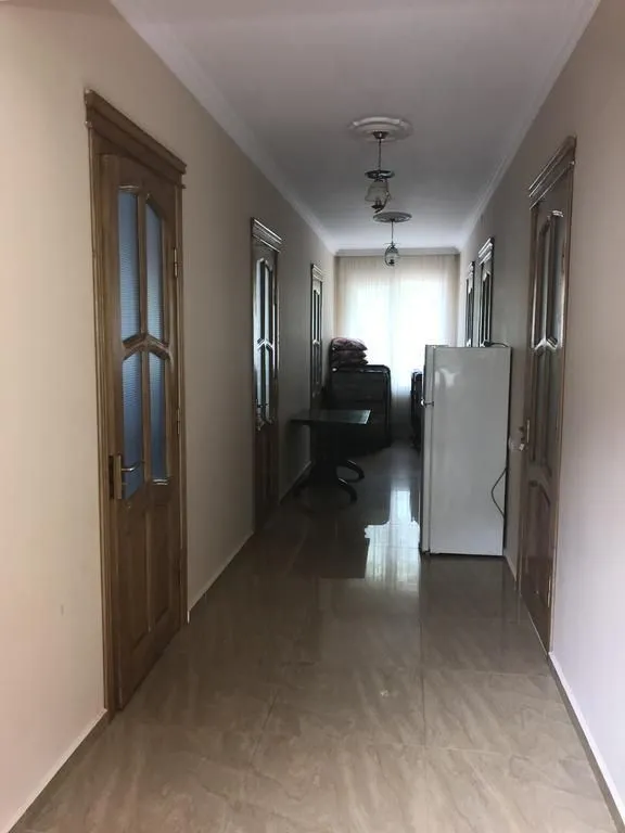 ORANGE HOUSE — Photo 36