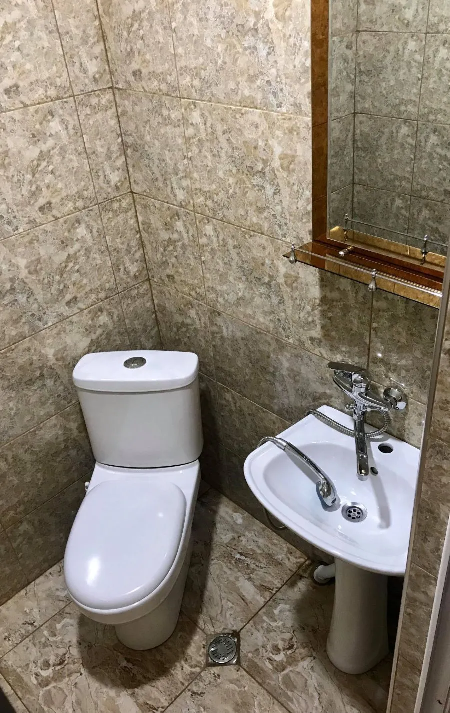 Tina's Guest House — Photo 12