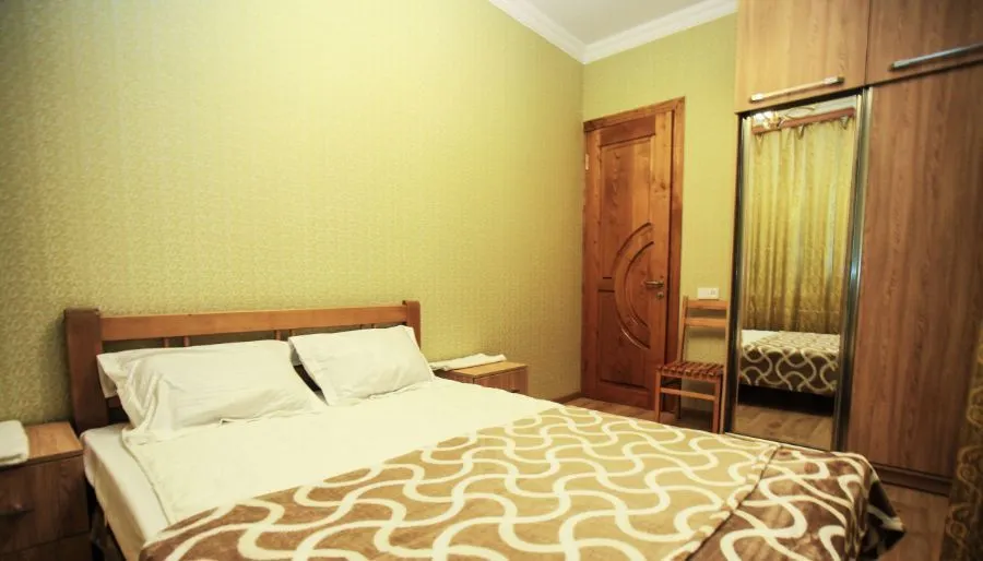 Guest house In Tbilisi — Photo 29