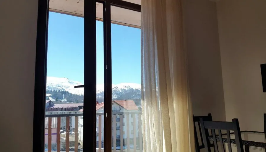 Hotel Mgzavrebi  8th block — Photo 14