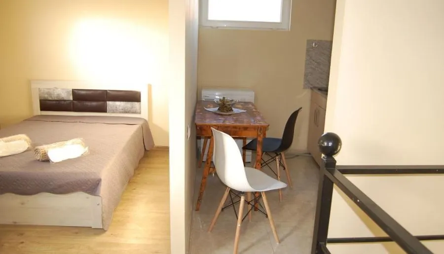 LT Apartment — Photo 16