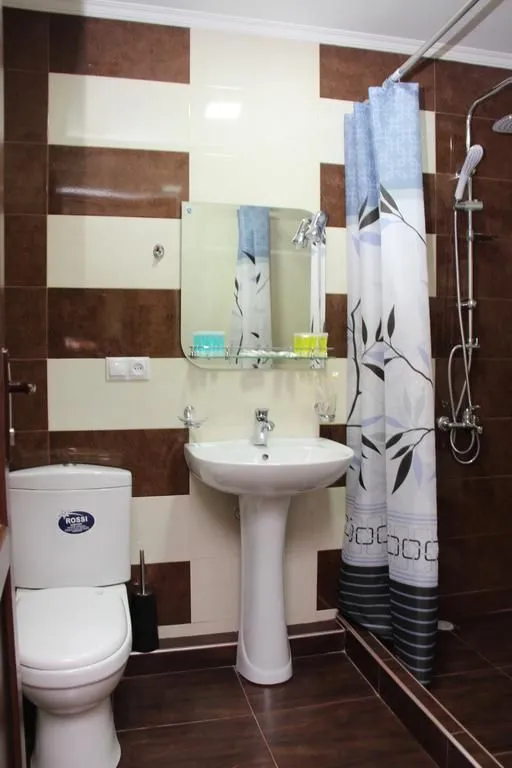 Hotel Monopoli Kutaisi — Photo 23