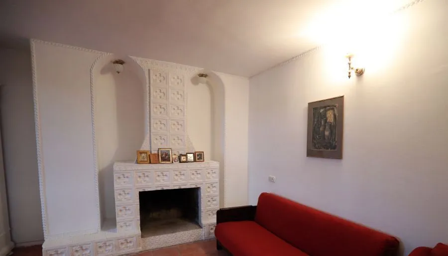 Family Rooms — Photo 11