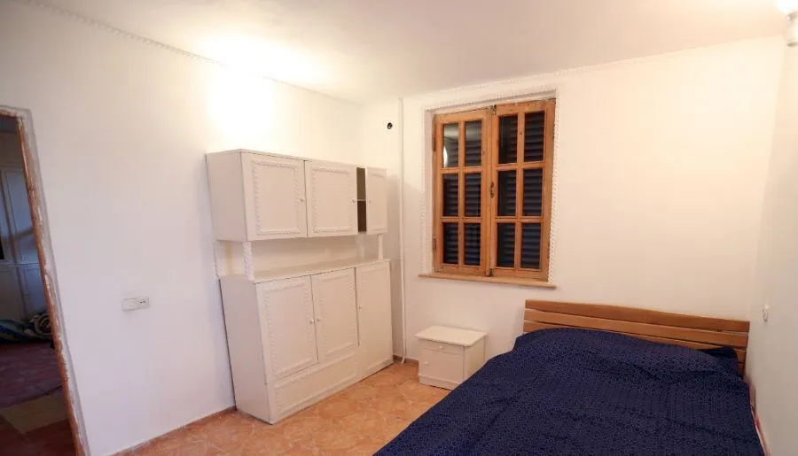 Family Rooms — Photo 28