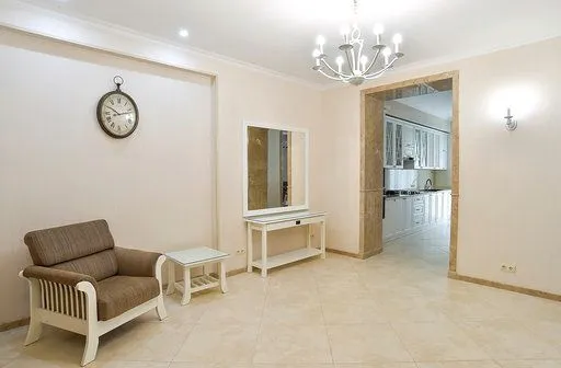Exclusive Apartment in the Heart of Old Kutaisi — Photo 35