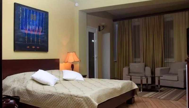 Hotel Penthouse — Photo 27