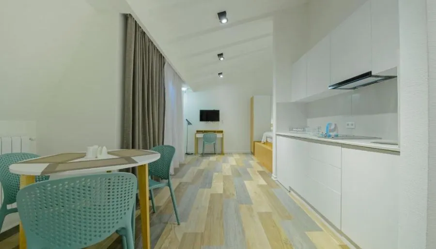 MARIINSKY APARTMENTS & HOTEL — Photo 21