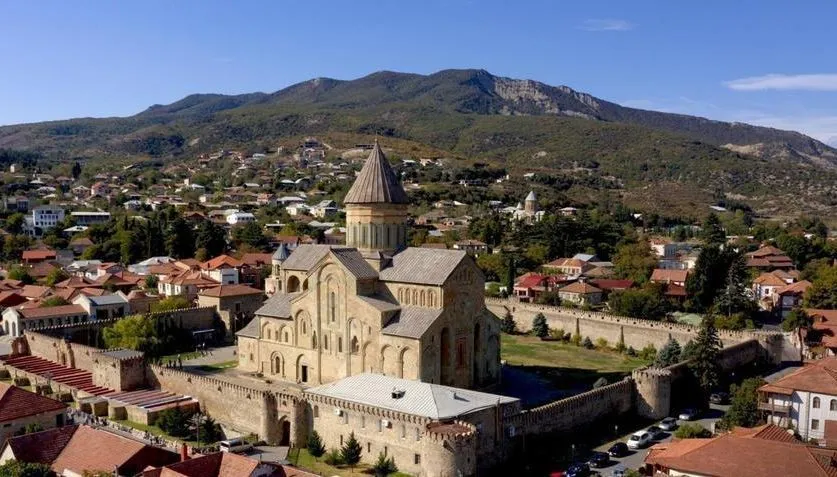 სასტუმრო ხედი — ფოტო 1