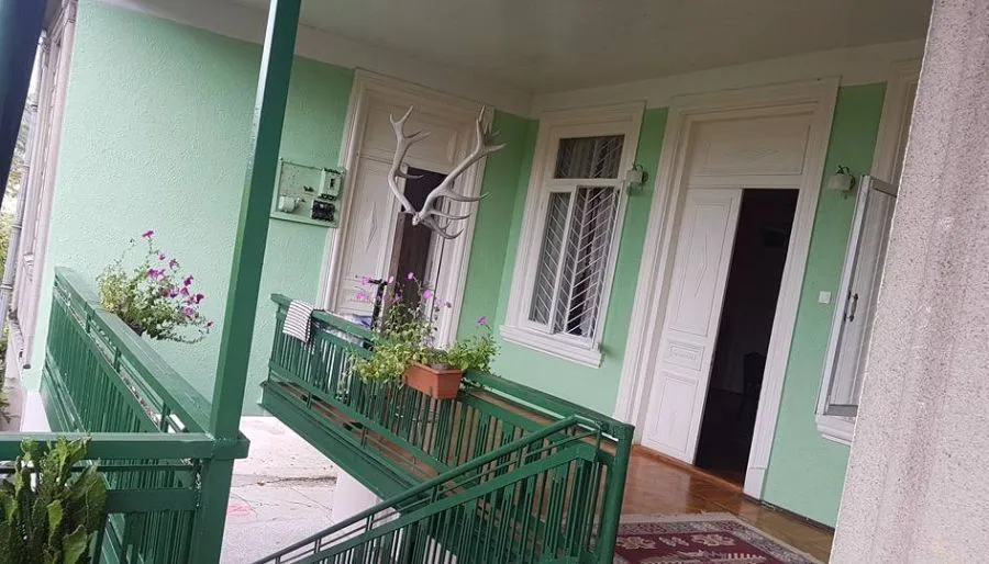Guest House on Kiacheli — Photo 17