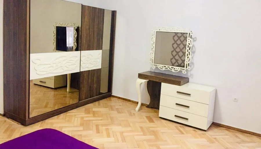 ლაქი აპარტამენტი — ფოტო 16