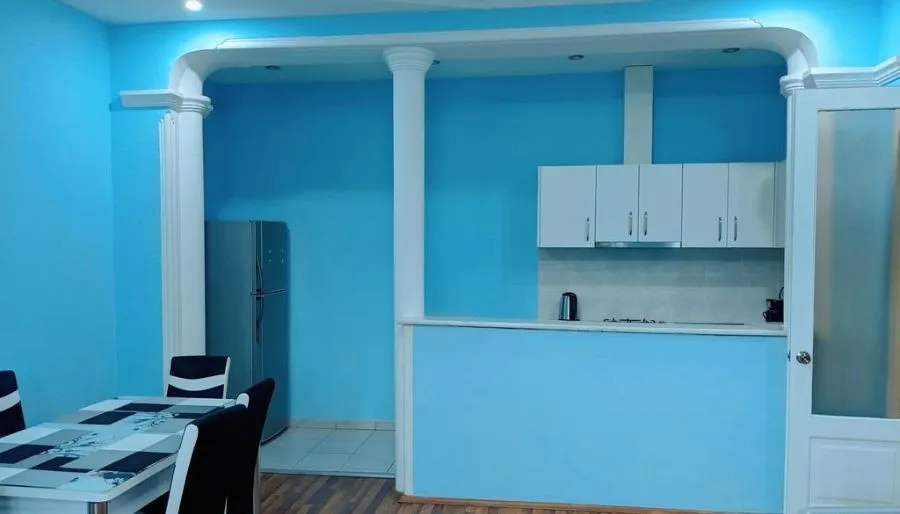 Apartment in old Tbilisi, Metekhi — Photo 24