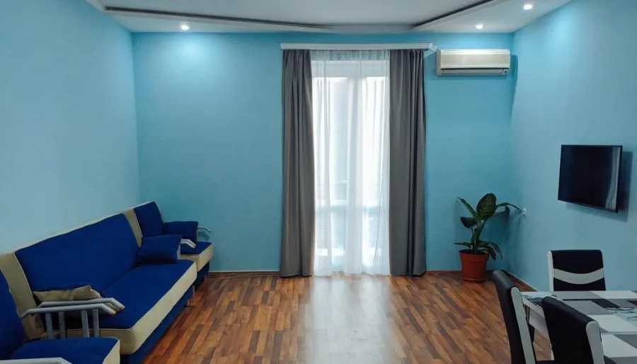 Apartment in old Tbilisi, Metekhi — Photo 41
