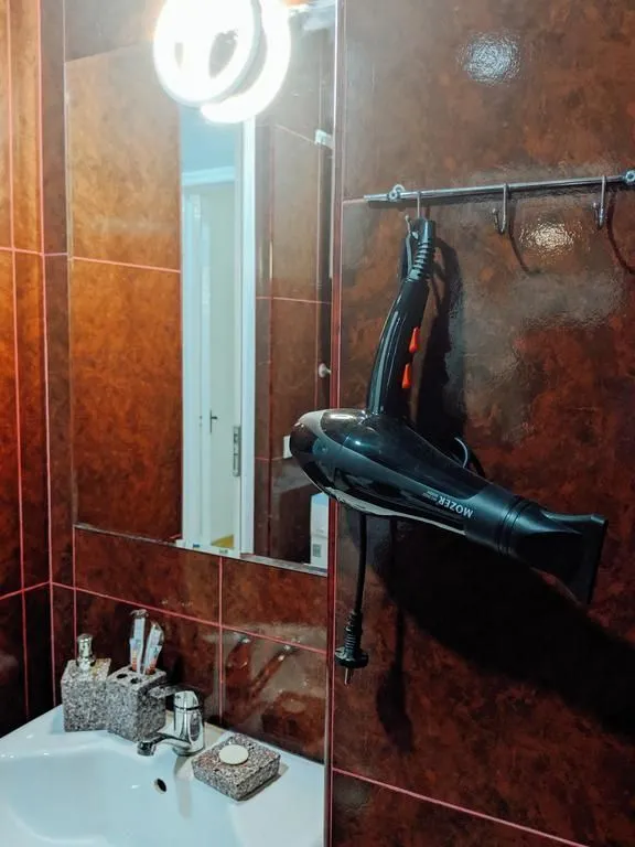 Apartment in old Tbilisi, Metekhi — Photo 19