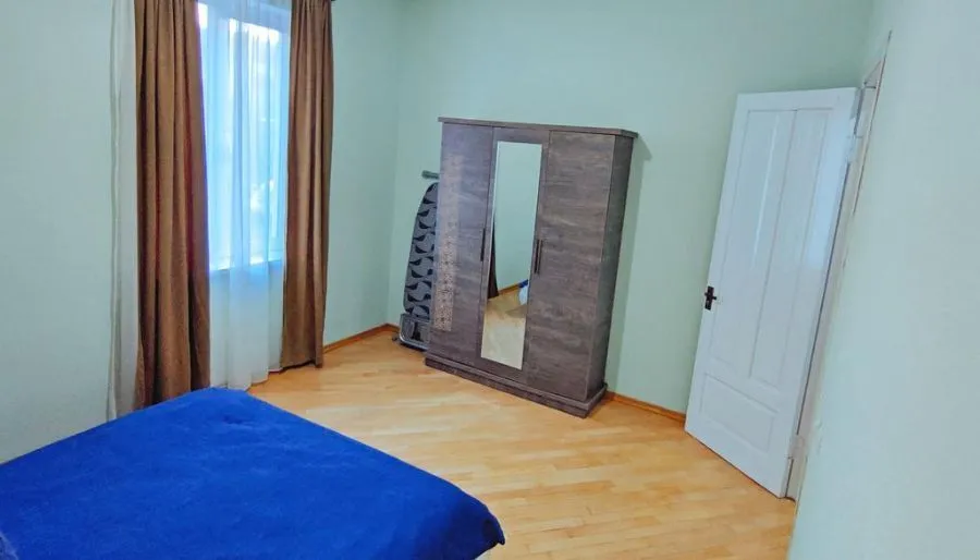 Apartment in old Tbilisi, Metekhi — Photo 17