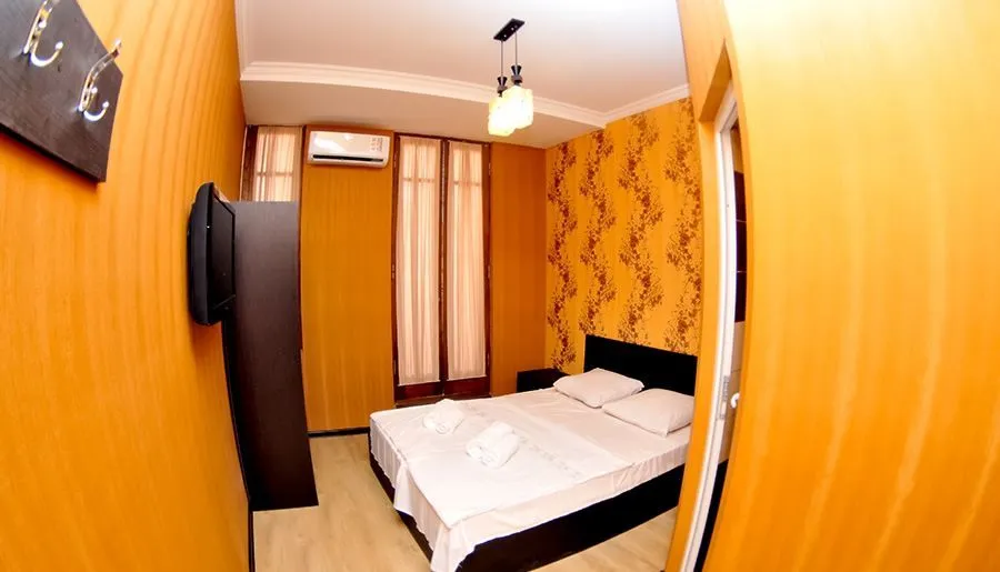 HOTEL LUX — Photo 19