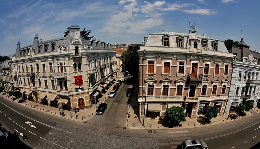 HOTEL LUX — Photo 10
