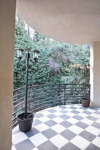 Guesthouse Radiani 14 — Photo 18