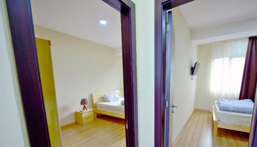 Family Rooms — Photo 26