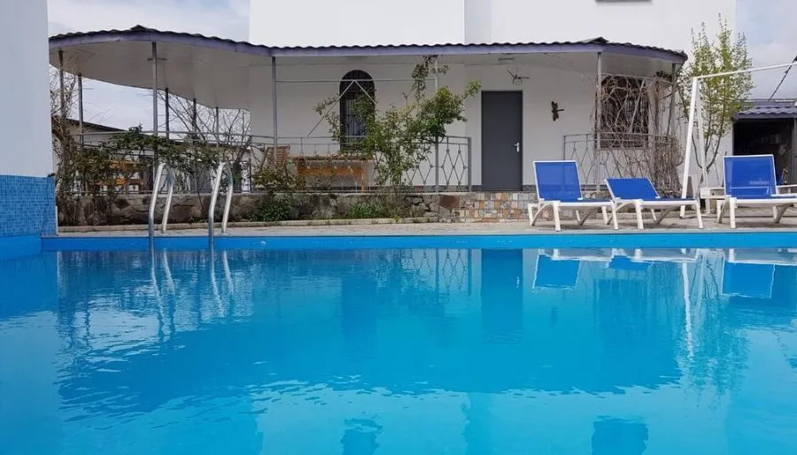 Laguna Villa with Sauna, Pool, Billiards & Garden at Bazaleti Lake — Photo 10