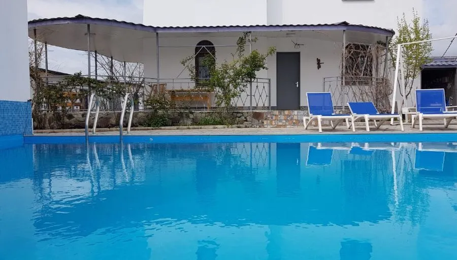 Laguna Villa with Sauna, Pool, Billiards & Garden at Bazaleti Lake — Photo 15