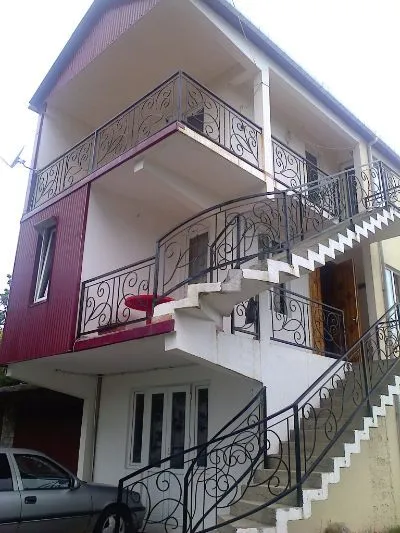 მანონი