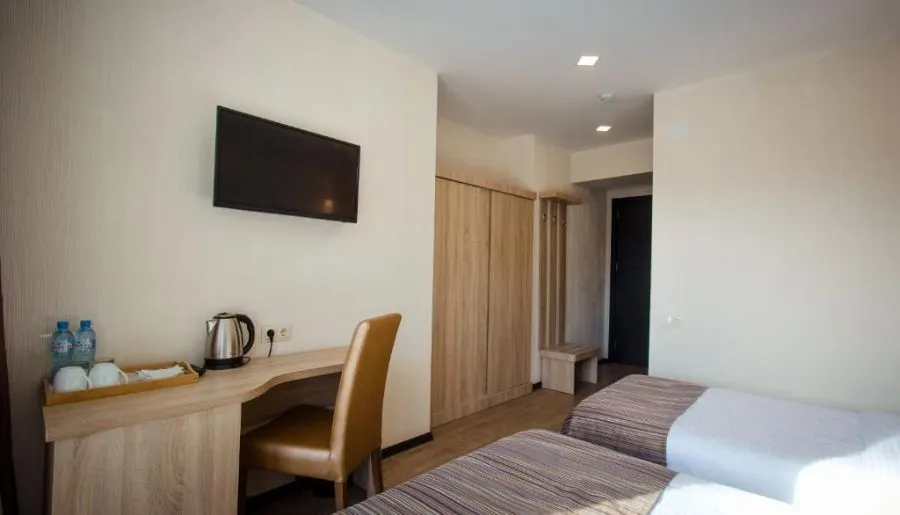 Hotel BM Plaza — Photo 26